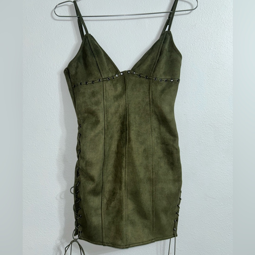 New White Fox S Bratty Faux Suede Mini Dress Cactus Olive coachella festival tie - Picture 7 of 9